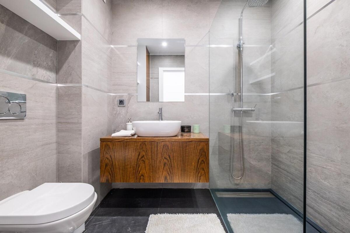 Benjamin Apartment Guia  Dış mekan fotoğraf
